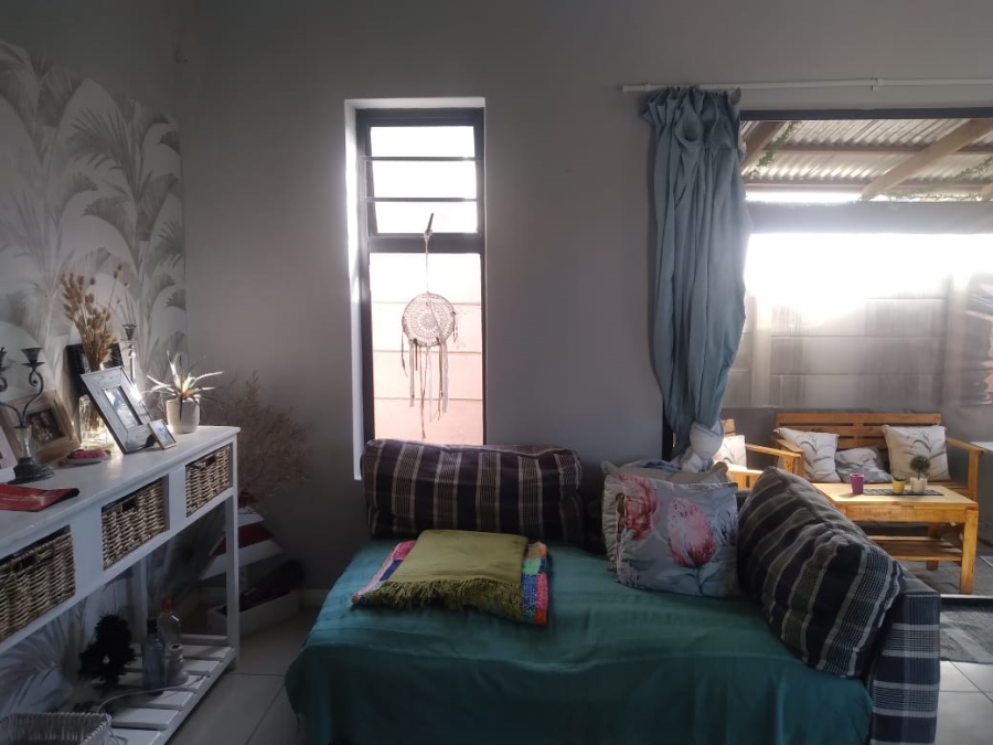 2 Bedroom Property for Sale in Fairview Eastern Cape